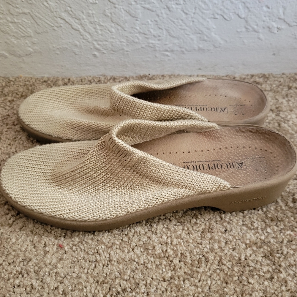 Arcopedico Light Clog Size 8